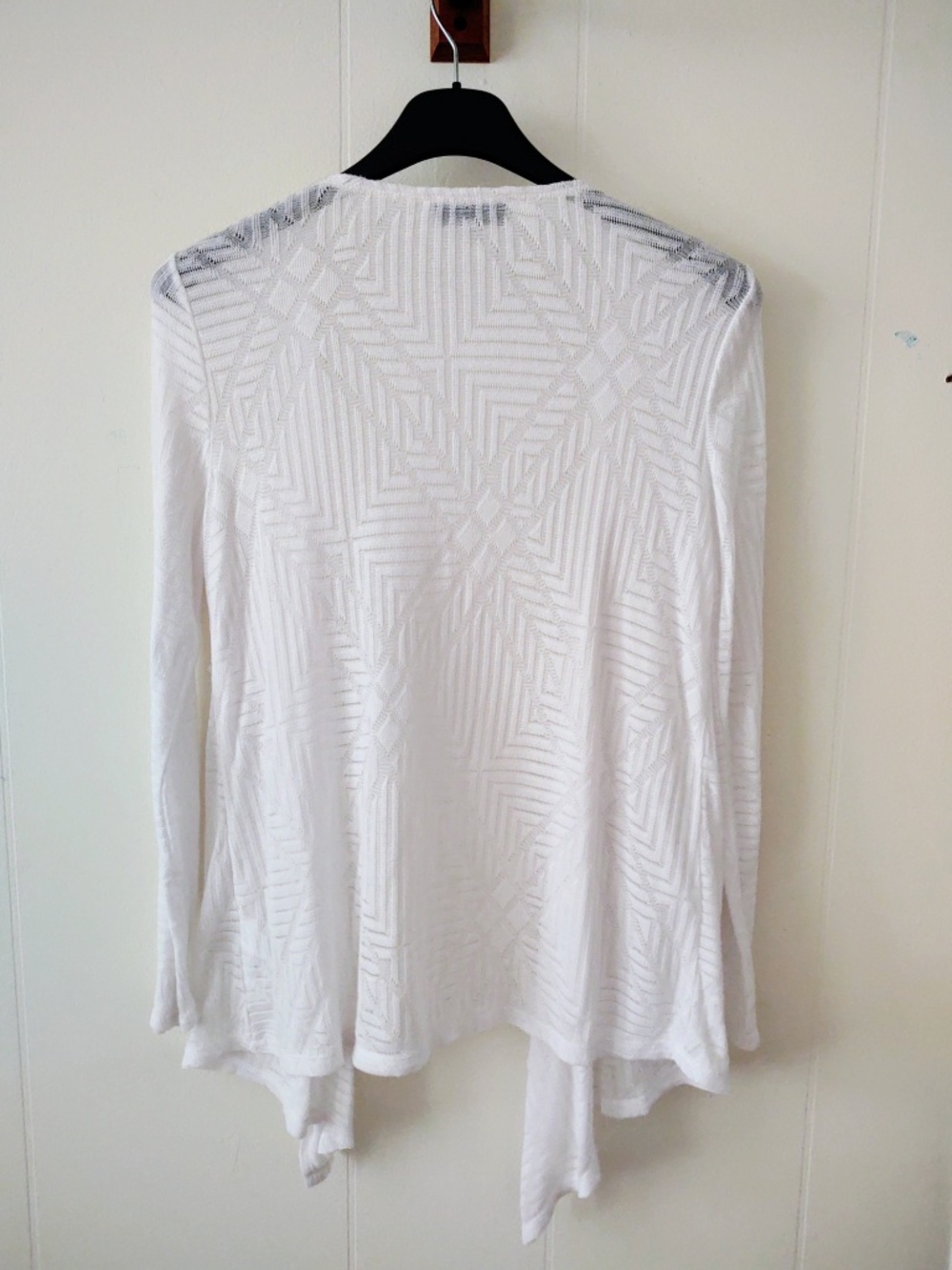 EUC Medium Jones Sport White Sheer Waterfall Open Front Long Sleeved Cardigan - Picture 2 of 5